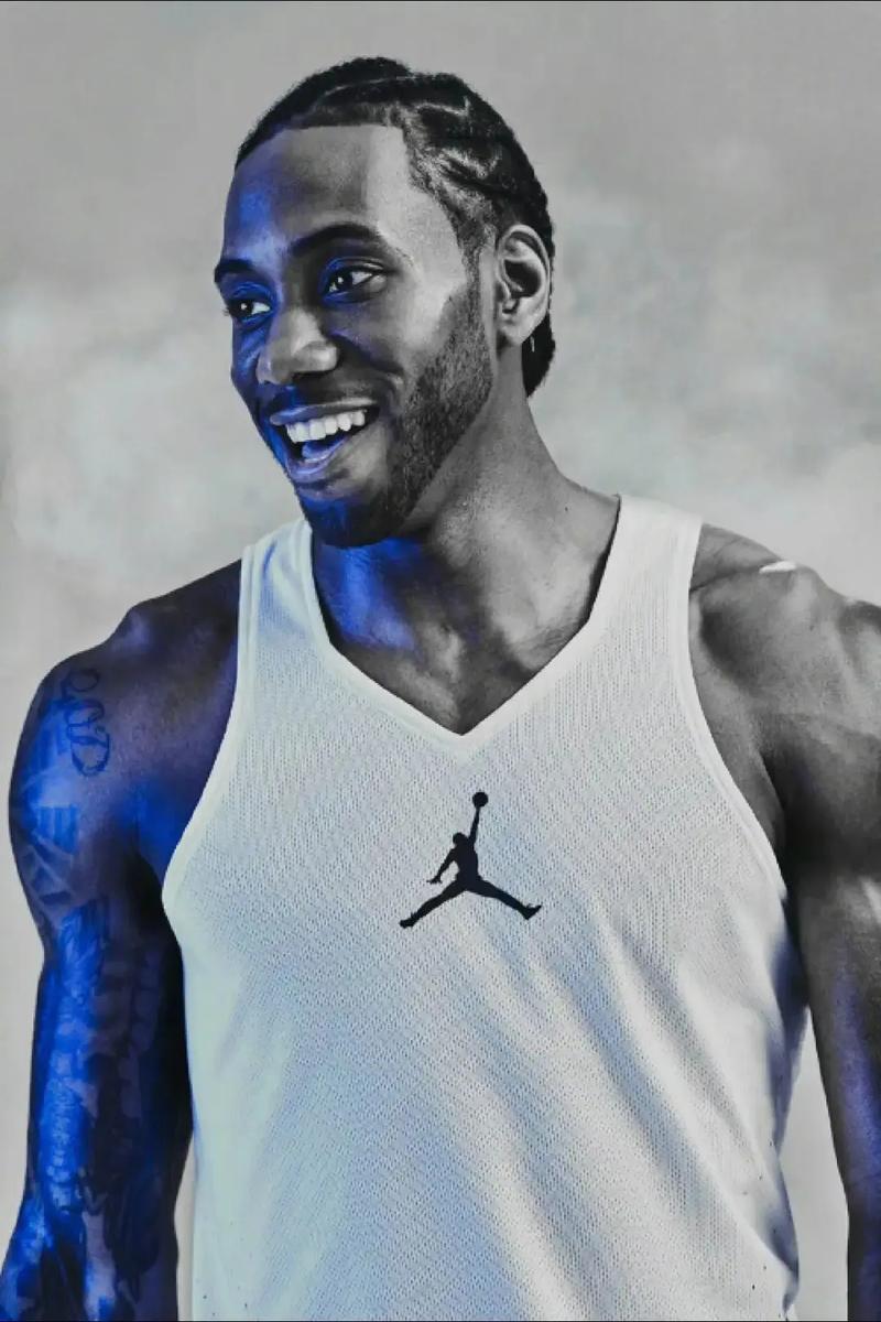 深圳队艰难逼平强敌（深圳队苦战战平劲旅）