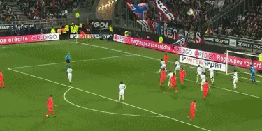 武体教授谈三镇输海牛：线上线下骂声一片，还不如上全替补（武体教授评三镇不敌海牛：线上线下骂声四起，不如派全替补出战）