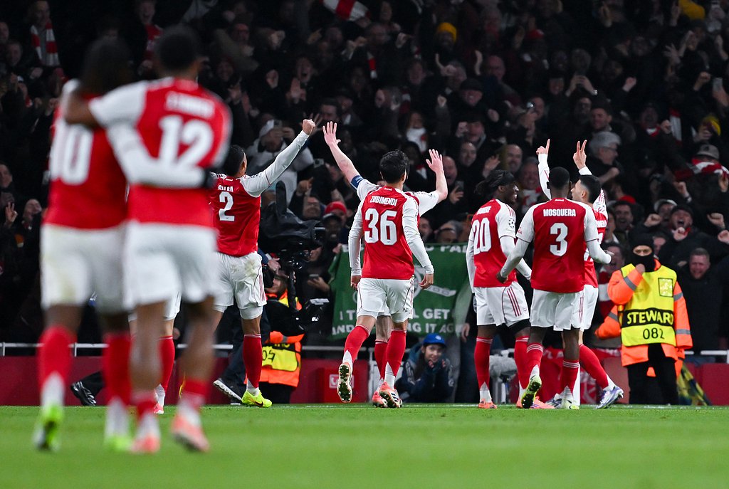 父亲：圣地亚哥从未讨论过离开的可能性，他在米兰很开心（父亲：圣地亚哥没考虑过离开，他在米兰很开心）