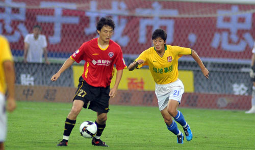 路易斯-迪亚斯本赛季19场12球6助攻，每84分钟造一球（路易斯-迪亚斯本季19战12球6助，平均每84分钟参与1球）