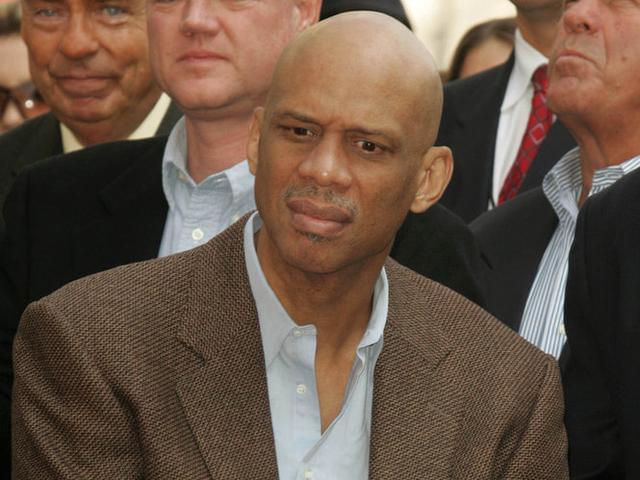 广东3国青太好使！王洪泽锁核心，陈家政冲攻守一体，杨溢能轮换（广东三大国青太顶了！王洪泽盯防核心，陈家政攻防俱佳，杨溢稳入轮换）