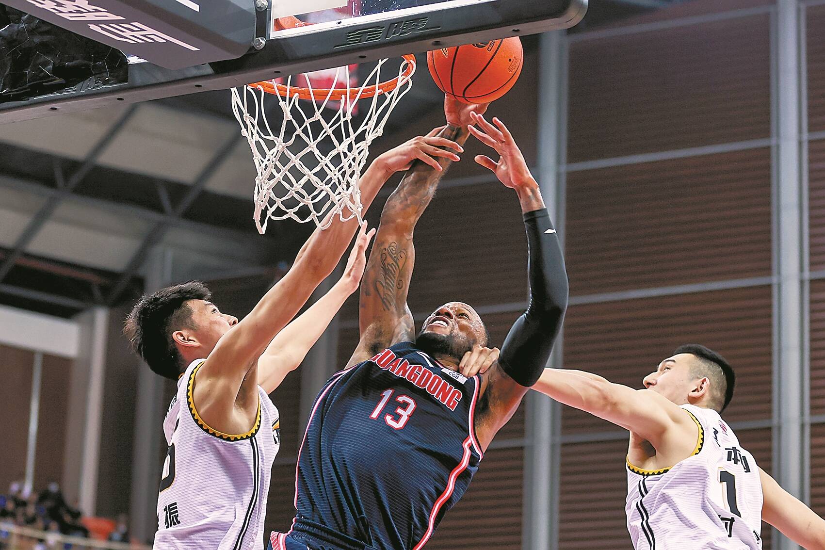 欧冠周最佳球员评选：奥斯梅恩、福登、梅里诺、福布斯（欧冠本周最佳球员候选名单：奥斯梅恩、福登、梅里诺、福布斯）