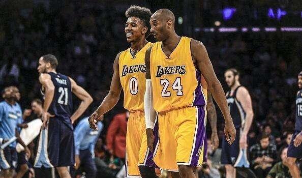 孔蒂：穆里尼奥的履历说明了他的伟大；意甲已变得更加欧洲化（孔蒂：穆里尼奥辉煌履历见证其伟大；意甲正日益欧洲化）