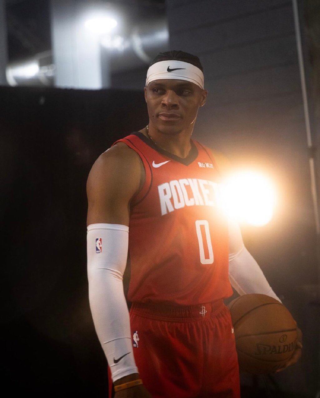 2025南宁马拉松 开场舞太燃了！（2025南宁马拉松：开场舞燃爆全场！）