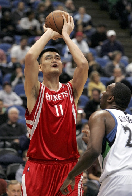 日职乙半场：翁长圣开场闪击，长崎成功丸暂1-0爱媛FC（J2联赛半场：翁长圣闪电破门，长崎成功丸暂以1-0领先爱媛FC）