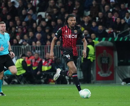 掘金约基奇豪取三双助球队连胜（约基奇砍下三双，掘金连胜再下一城）