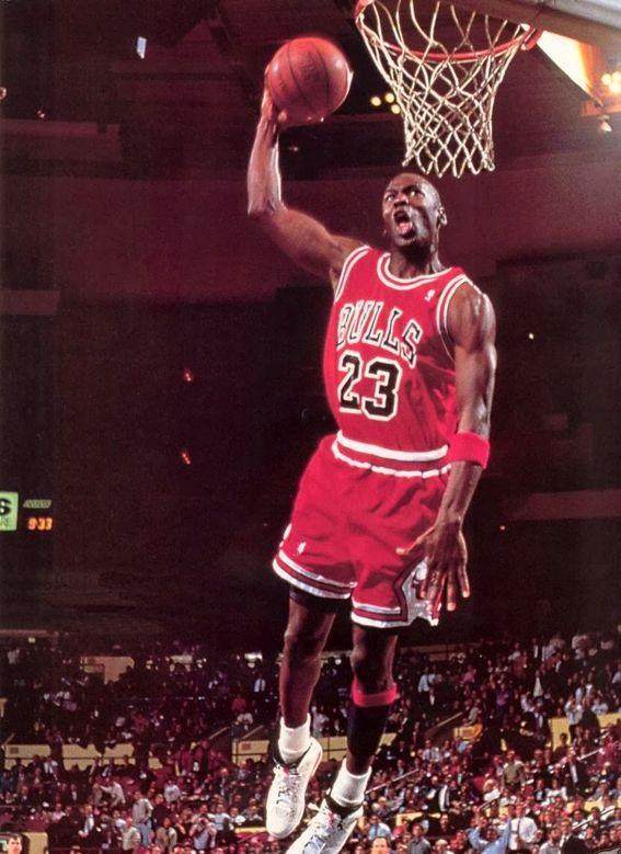 亚特兰大4-0十人热那亚晋级意杯8强，吉姆西蒂、德容恩破门（亚特兰大4-0横扫十人热那亚，挺进意杯八强，吉姆西蒂、德容恩建功）