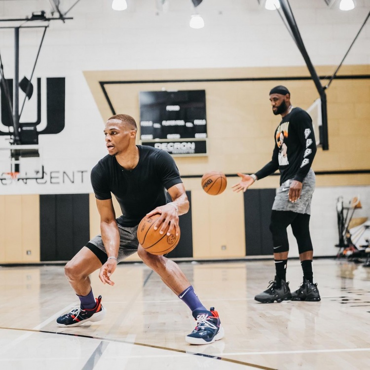 国王杯迎战巴萨！瓜达拉哈拉社媒：我们的目标就是晋级（国王杯碰巴萨，瓜达拉哈拉社媒表态：目标直指晋级）