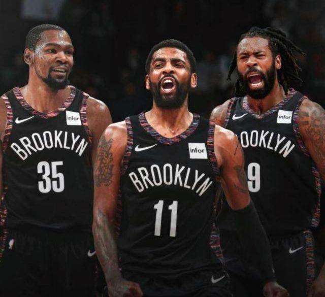 教练赛后把功劳全给了球员（赛后教练将全部功劳归于球员）