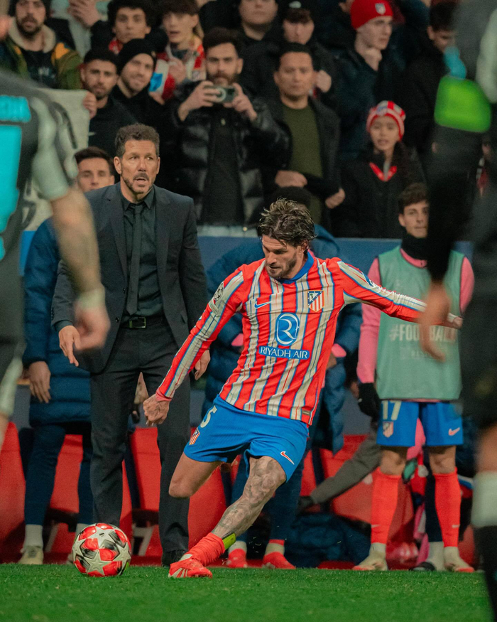 图片报：进一步调查显示阿德耶米并非误订武器，他知道买的啥