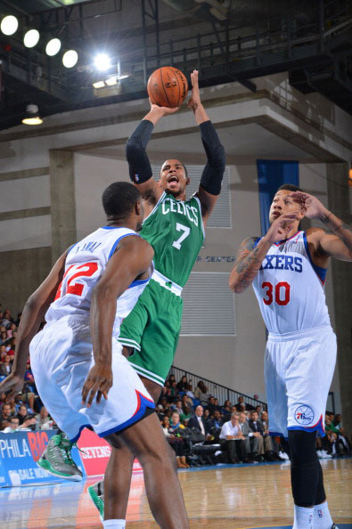 CBA：吉林男篮主场逆转福建（CBA：吉林男篮主场翻盘战胜福建）